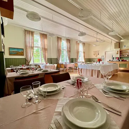 Kyyroenkaita Kyyrö